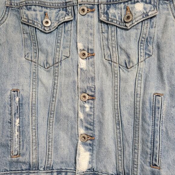Lucky Brand The Tomboy Trucker Distressed Blue Jean Jacket Pockets Size Small - Picture 2 of 9